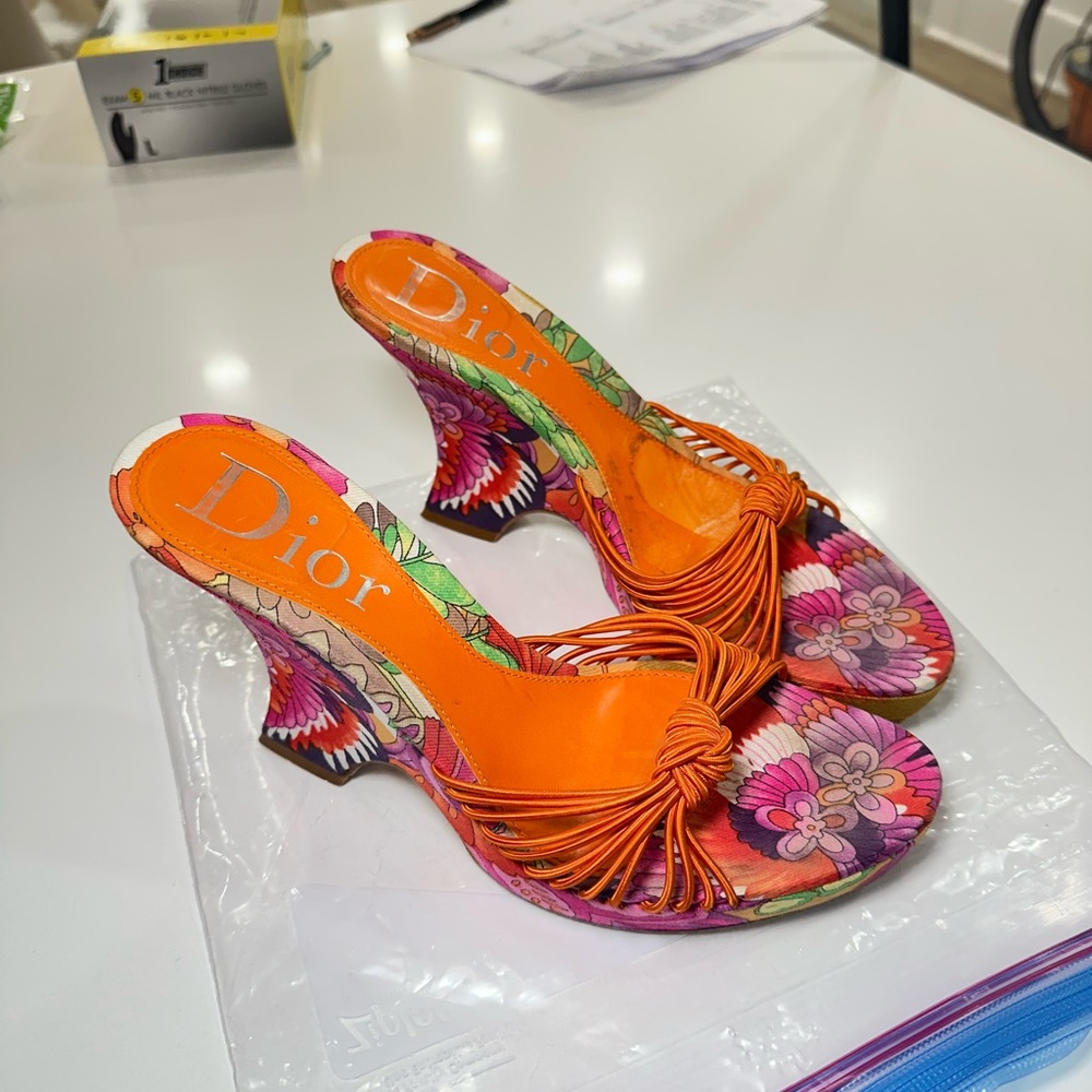 Vintage Dior Floral mule wedges Sandals size 38 1/2 - Picture 3 of 8